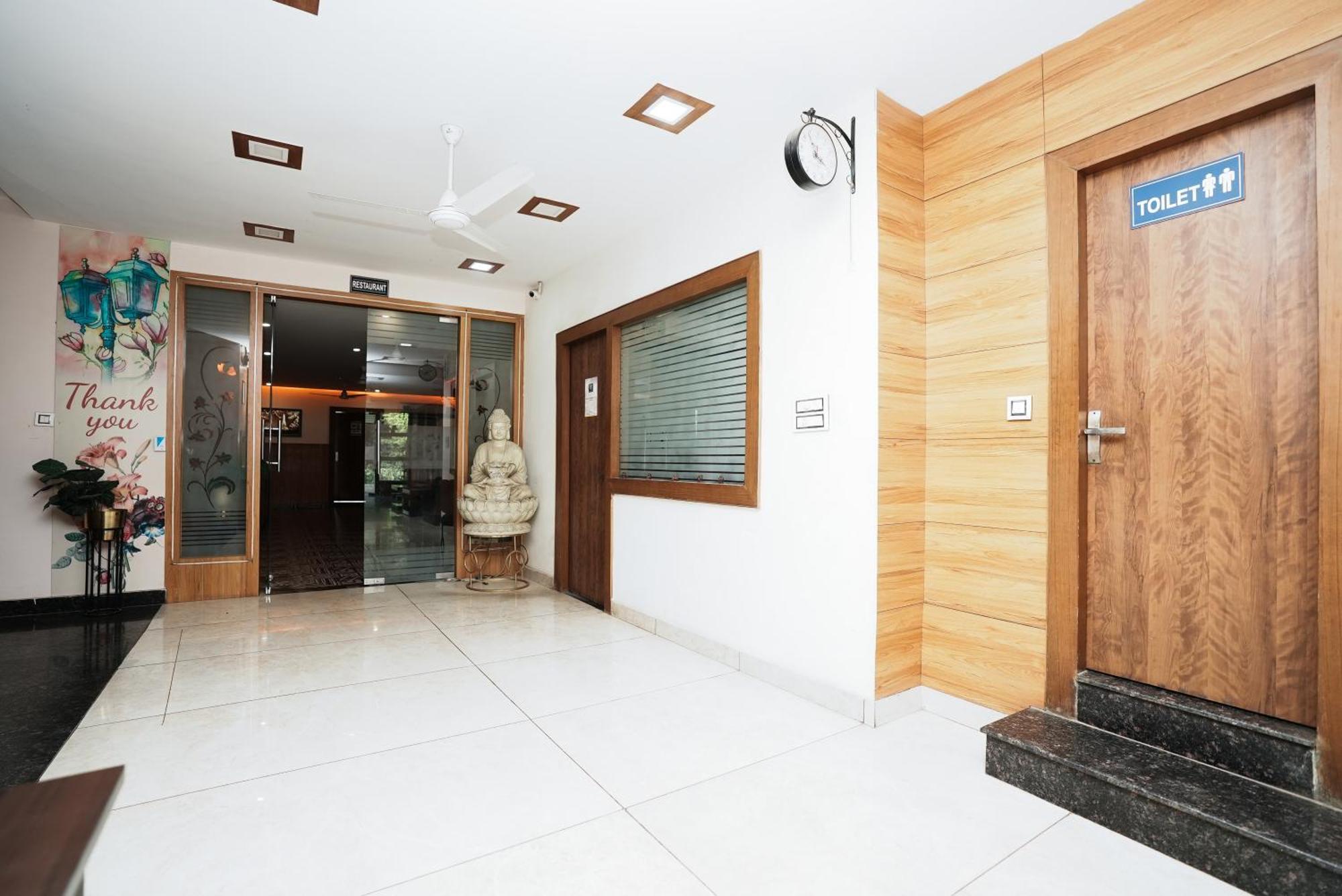 Hotel The 7 Seas Rishīkesh Extérieur photo