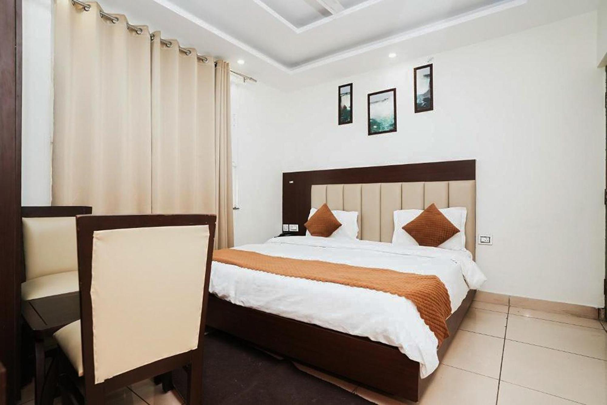 Hotel The 7 Seas Rishīkesh Extérieur photo