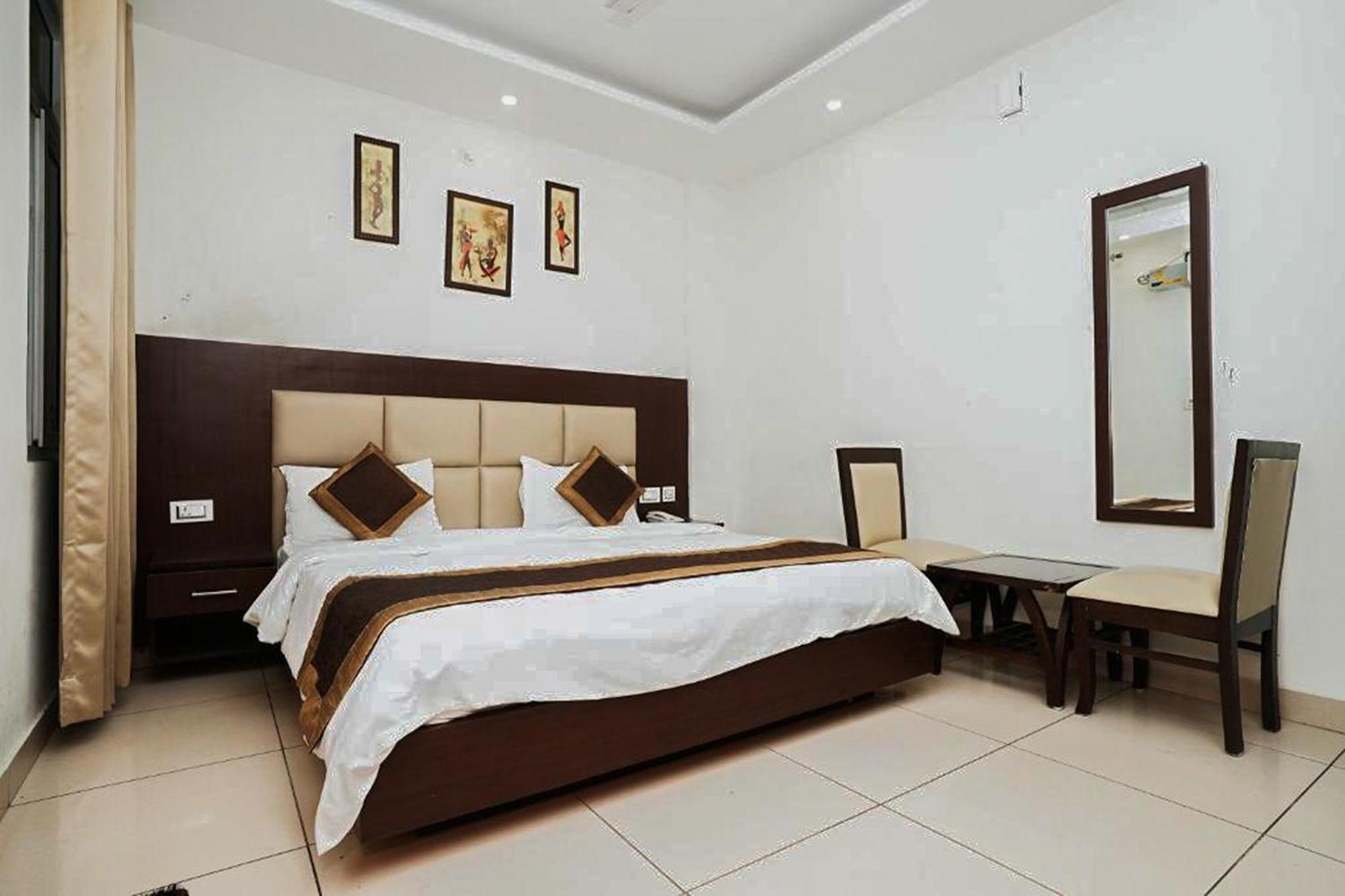 Hotel The 7 Seas Rishīkesh Extérieur photo