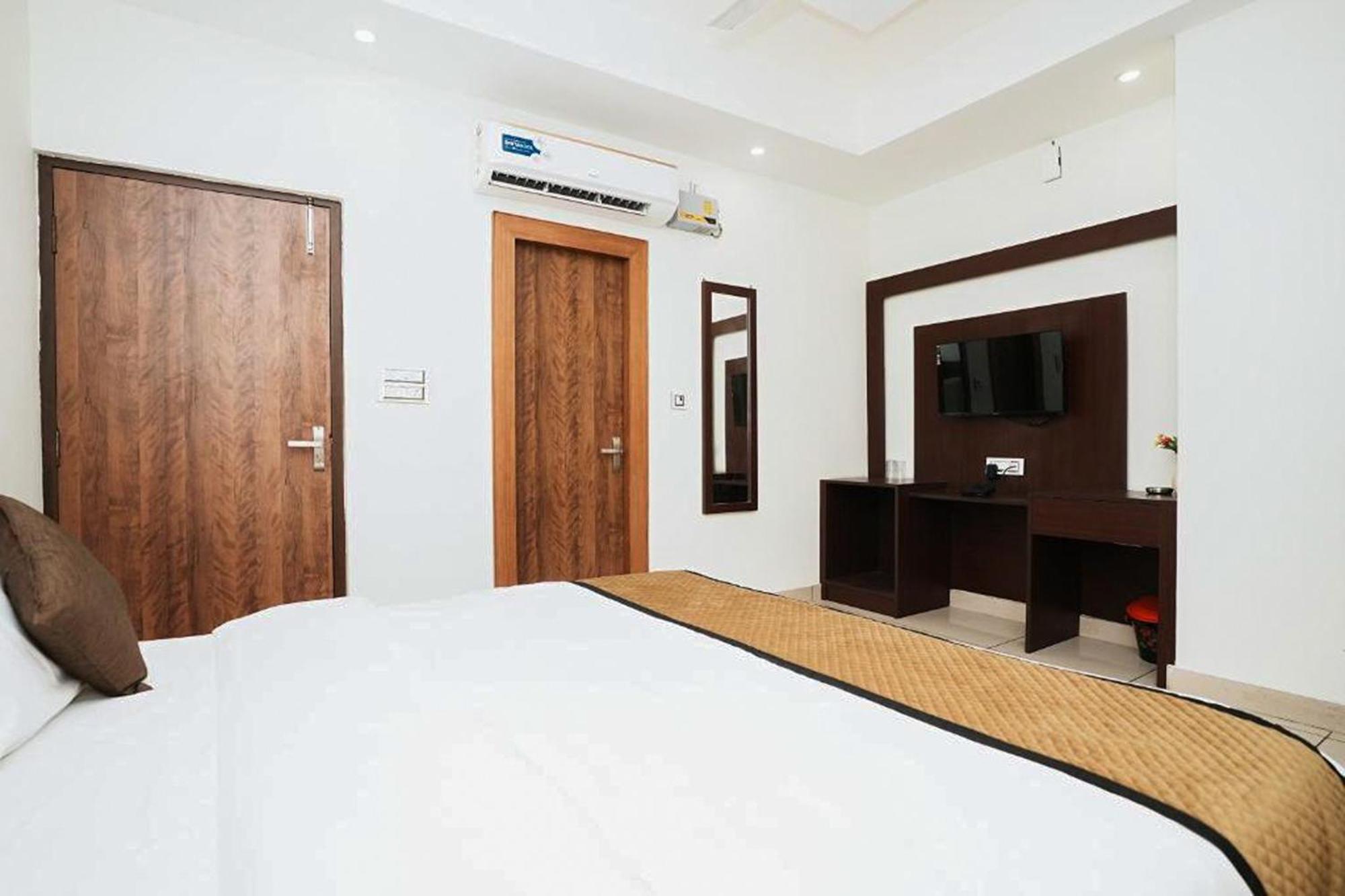 Hotel The 7 Seas Rishīkesh Extérieur photo