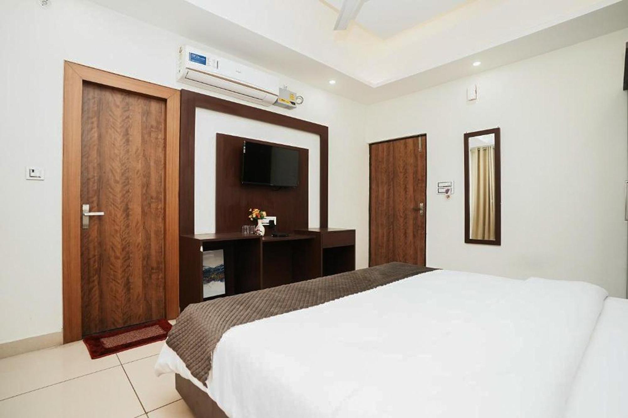 Hotel The 7 Seas Rishīkesh Extérieur photo